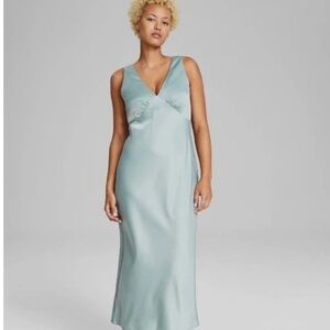 Elegant Blue Midi Dress